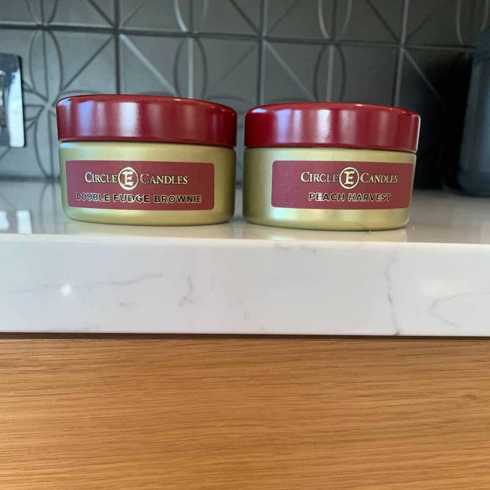 2 Circle E Candles 4 0z NWT